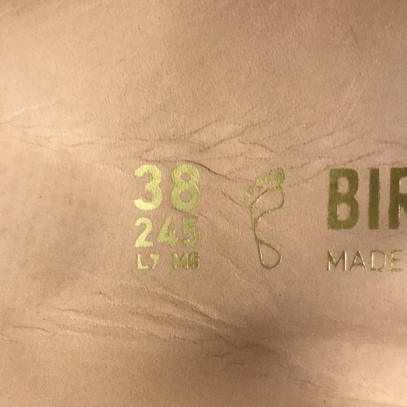 Birkenstock Womens  Gizeh Big Buckle Sandals size 7 US - Picture 6 of 6